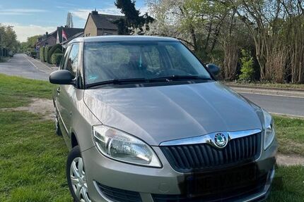 Skoda Fabia 149.910 km 2.650 &euro; Neuss 41462