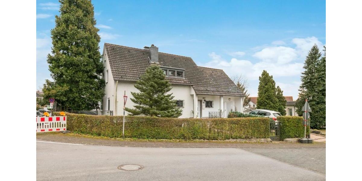Einfamilienhaus Bergisch Gladbach Paffrath - 6.5 Zimmer, 168 m&sup2;, 469.000&euro; | Angebot:26803536