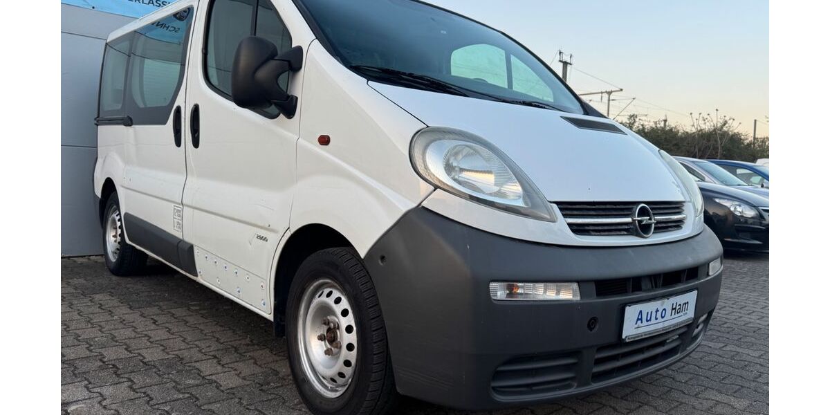 Opel Vivaro 143.103 km 4.290 &euro; Köln 50858