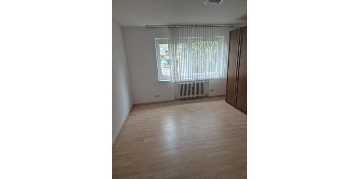 Etagenwohnung Solingen Ohligs - 2 Zimmer, 66 m&sup2;, 600&euro; | Angebot:25591790