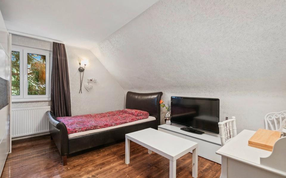 Einfamilienhaus Bergisch Gladbach Paffrath - 6.5 Zimmer, 168 m&sup2;, 469.000&euro; | Angebot:26803536
