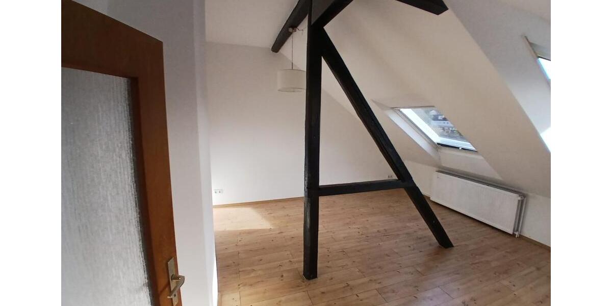 Dachgeschoßwohnung Wuppertal Gemarkung Vohwinkel - 2 Zimmer, 75 m&sup2;, 623&euro; | Angebot:25268235