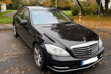 Mercedes-Benz S 500 165.000 km 17.900 &euro; Wuppertal 42369