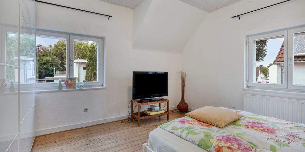 Doppelhaushälfte Düsseldorf Wittlaer - 2 Zimmer, 89 m&sup2;, 398.000&euro; | Angebot:25687695