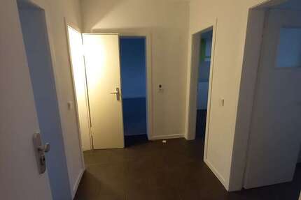 Wohnung Langenfeld (Rheinland) - 2 Zimmer, 57 m&sup2;, 484&euro; | Angebot:25180168