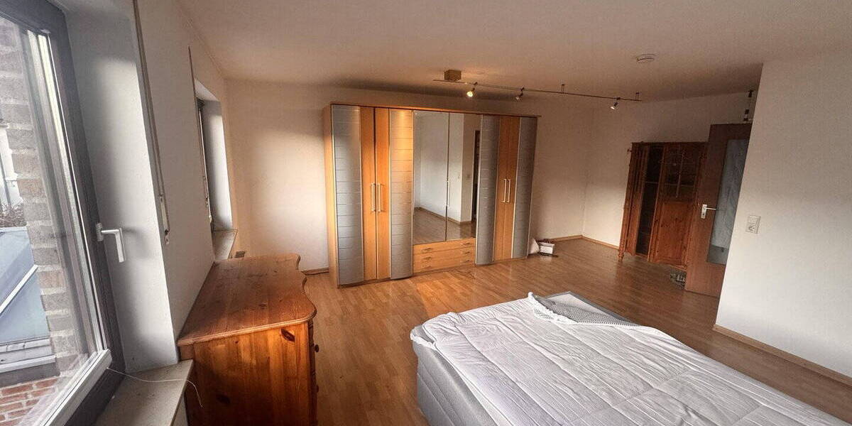 Reihenmittelhaus Düsseldorf Lichtenbroich - 5 Zimmer, 127 m&sup2;, 545.000&euro; | Angebot:26092502