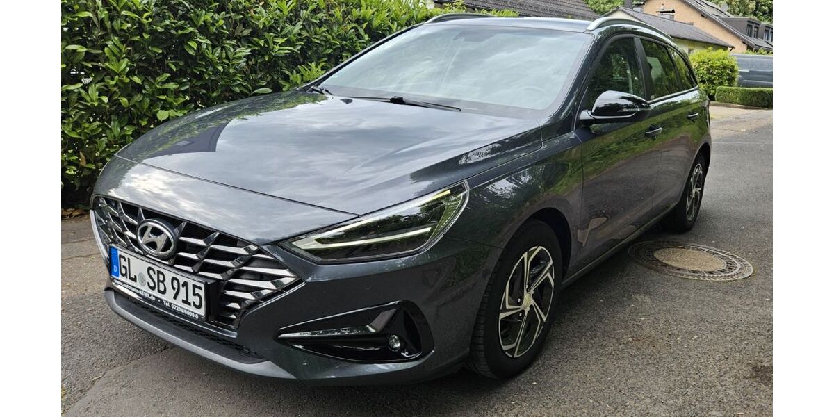 Hyundai i30 93.500 km 13.590 &euro; Odenthal 51519