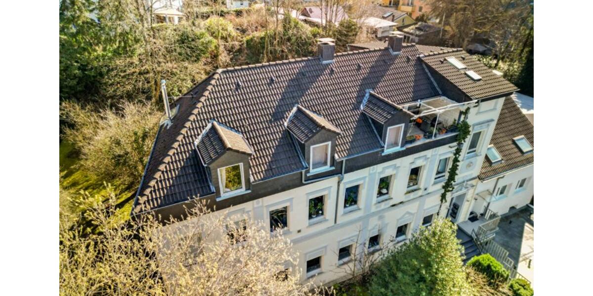 Dachgeschoßwohnung Wuppertal Arrenberg - 5 Zimmer, 140 m&sup2;, 285.000&euro; | Angebot:25363473