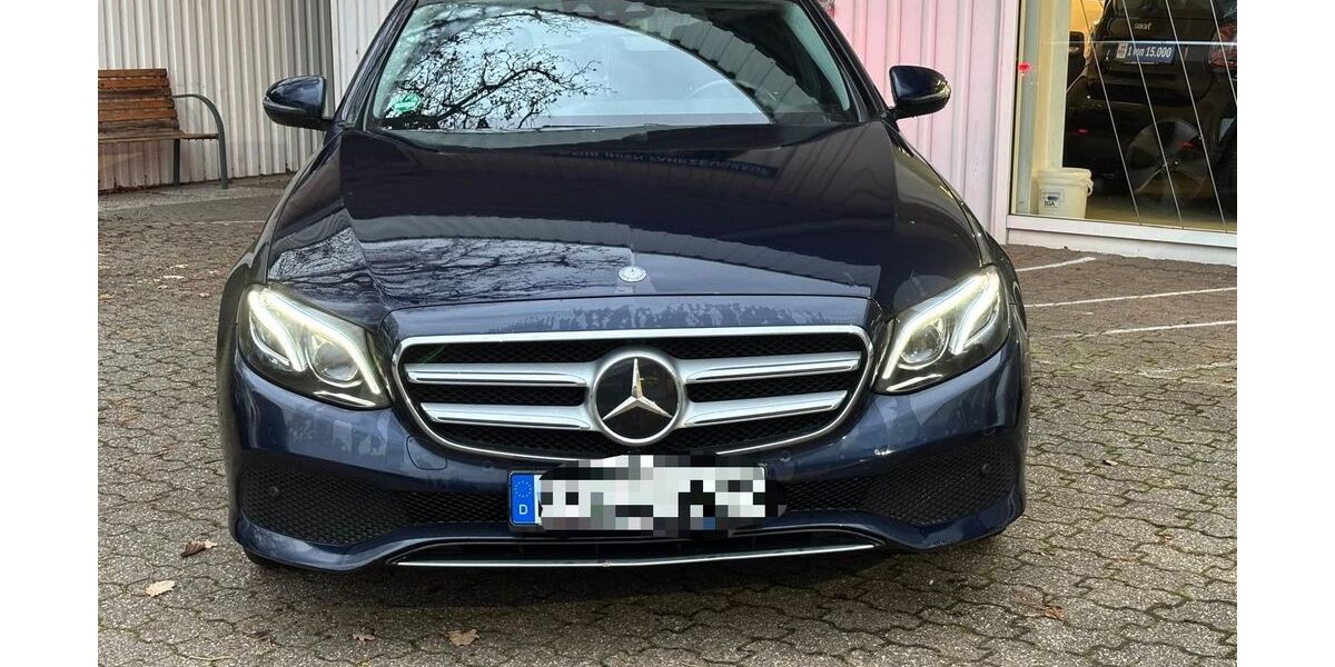 Mercedes-Benz E 220 150.000 km 21.999 &euro; Remscheid 42859