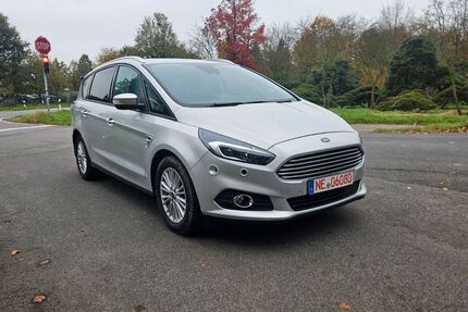 Ford S-Max 105.500 km 14.900 &euro; Neuss 41462