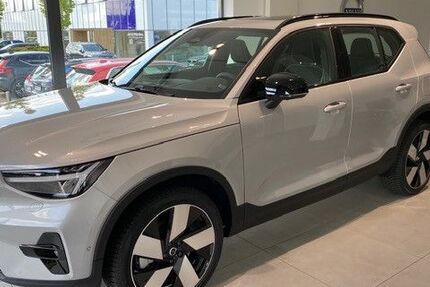 Volvo XC40 35.000 km 32.000 &euro; Köln 50859