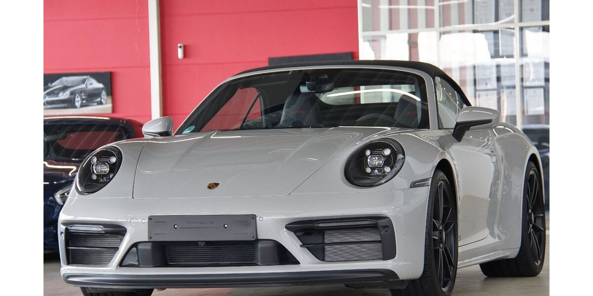 Porsche 992 7.000 km 178.850 &euro; Köln 50739