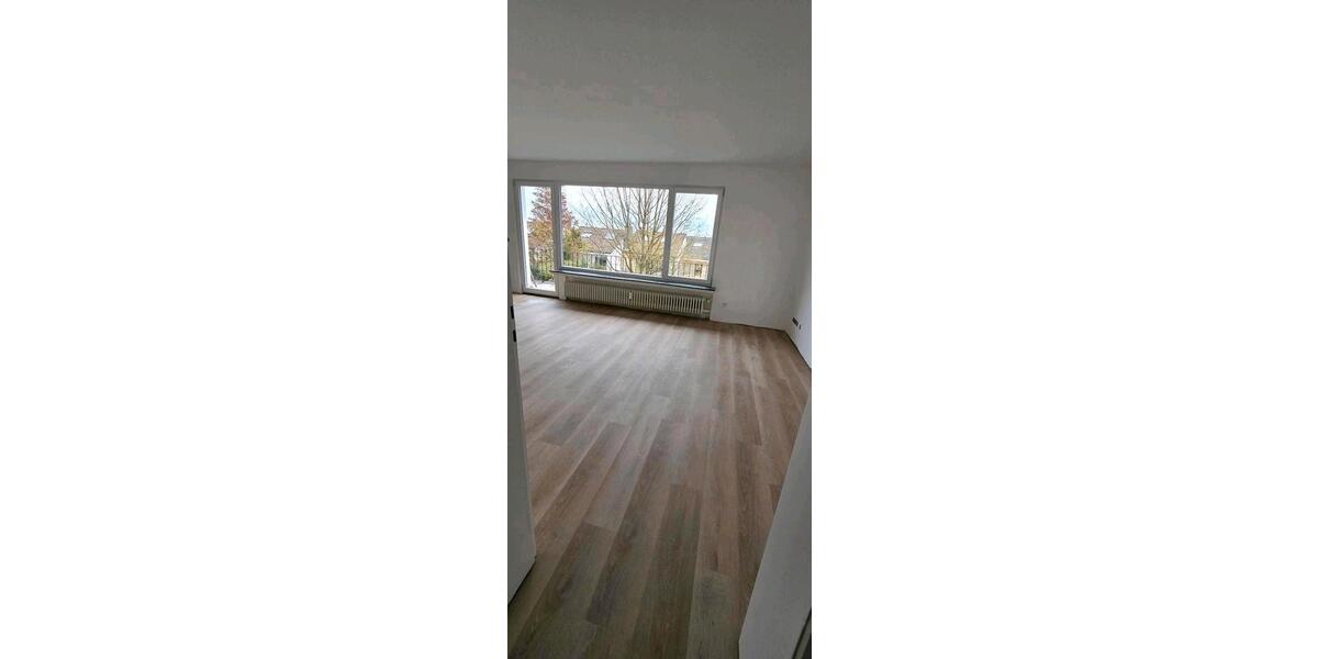 Etagenwohnung Wuppertal Brill - 3 Zimmer, 91 m&sup2;, 1.500&euro; | Angebot:25753587