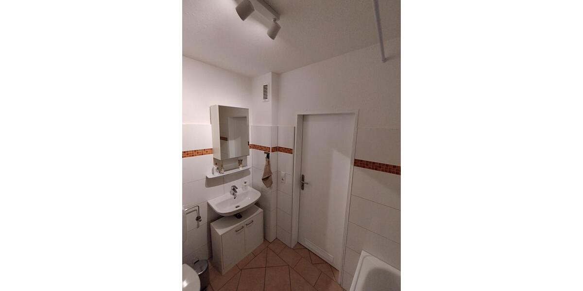 Etagenwohnung Remscheid Lüttringhausen - 1 Zimmer, 43 m&sup2;, 540&euro; | Angebot:25833783