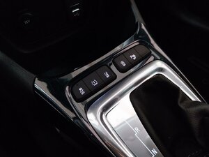 Opel Crossland X Ultimate-Paket Komfort-Paket Head-Up N 9.615 km 21.480 &euro; HAAN 42781