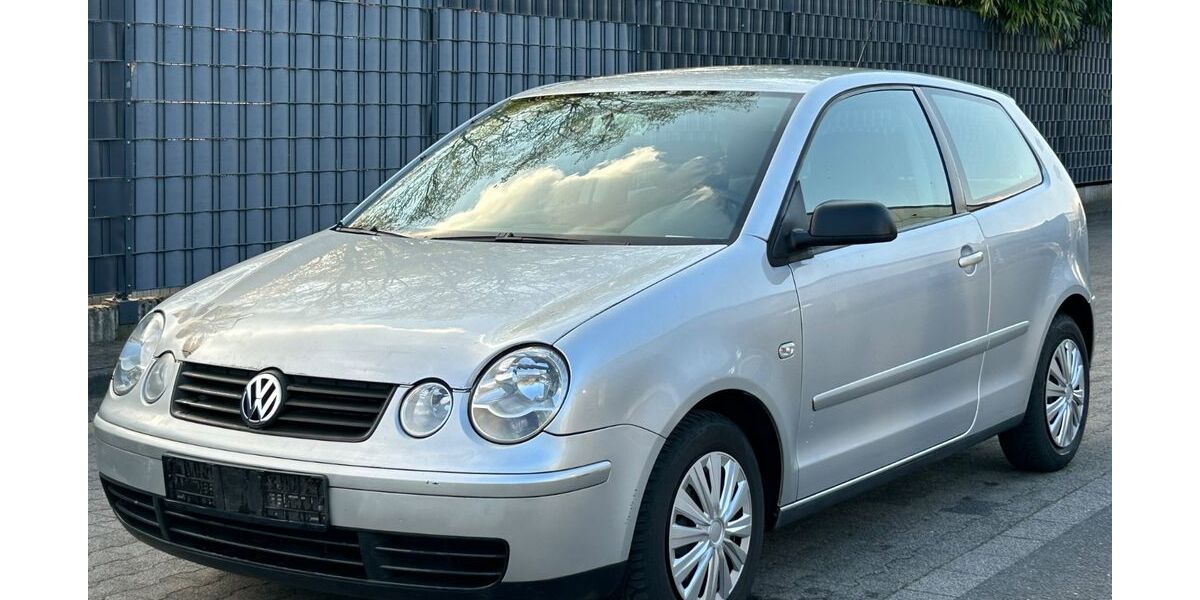 VW Polo 112.500 km 1.899 &euro; Solingen 42655