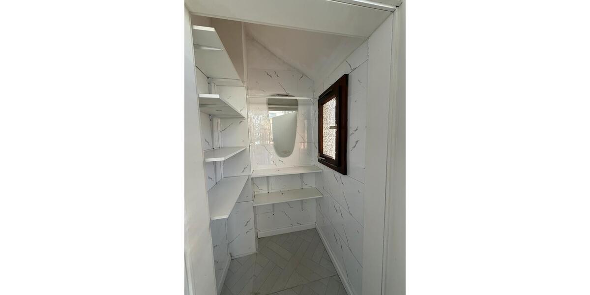 Etagenwohnung Düsseldorf Stadtbezirk 9 - 3 Zimmer, 60 m&sup2;, 1.850&euro; | Angebot:26048914