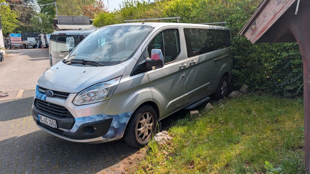 Ford Tourneo Custom 144.500 km 20.700 &euro; Neuss 41469