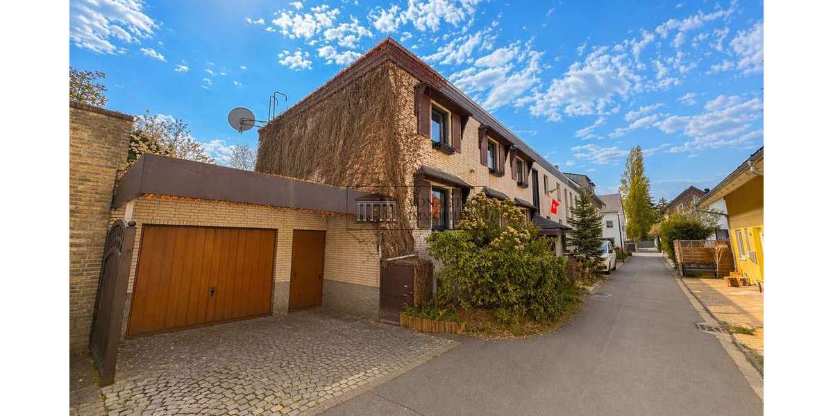 Einfamilienhaus Köln Heimersdorf - 10 Zimmer, 250 m&sup2;, 689.000&euro; | Angebot:26287316
