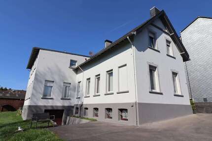 Haus Solingen Central - 7 Zimmer, 151 m&sup2;, 289.000&euro; | Angebot:26205439