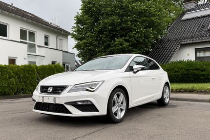 Seat Leon 98.000 km 10.499 &euro; Remscheid 42897