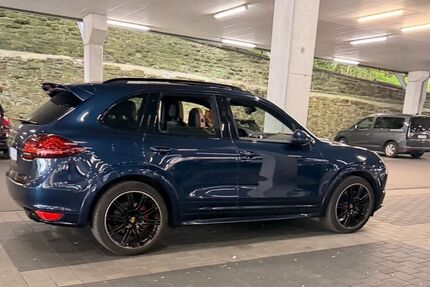 Porsche Cayenne 149.000 km 29.600 &euro; Wuppertal 42329
